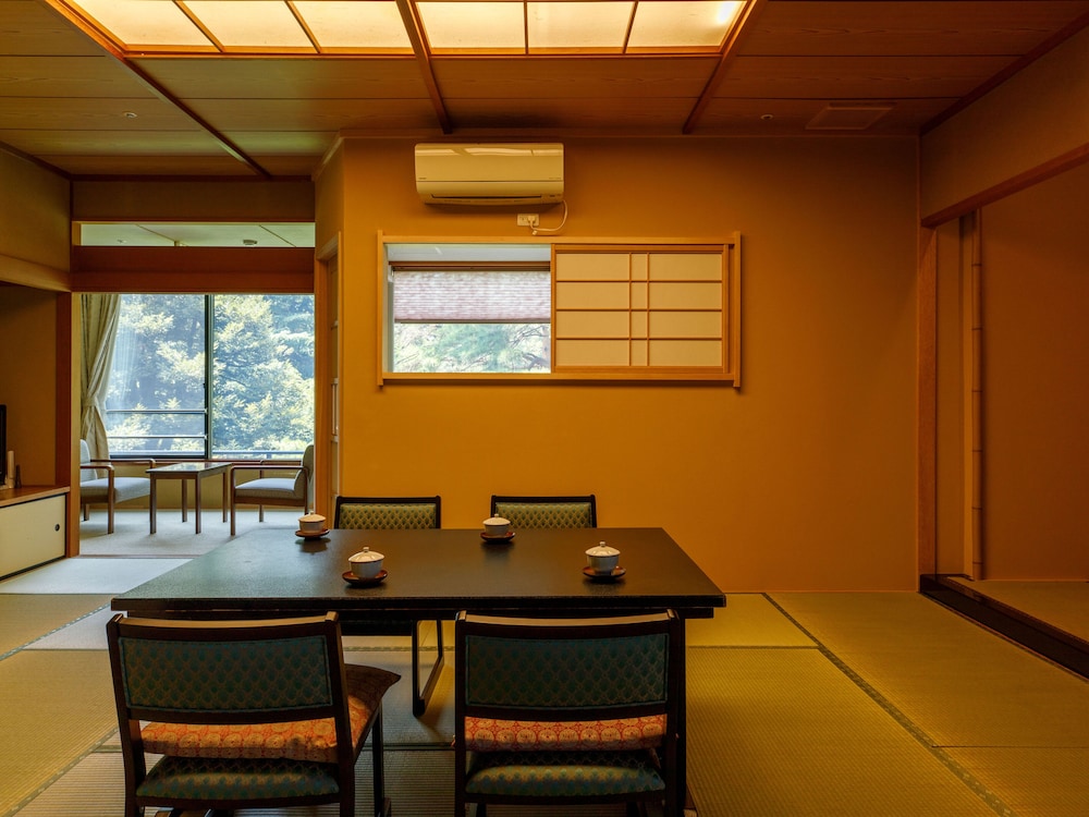 コンフォート ルーム 禁煙 ガーデンビュー | 辰口温泉 まつさき