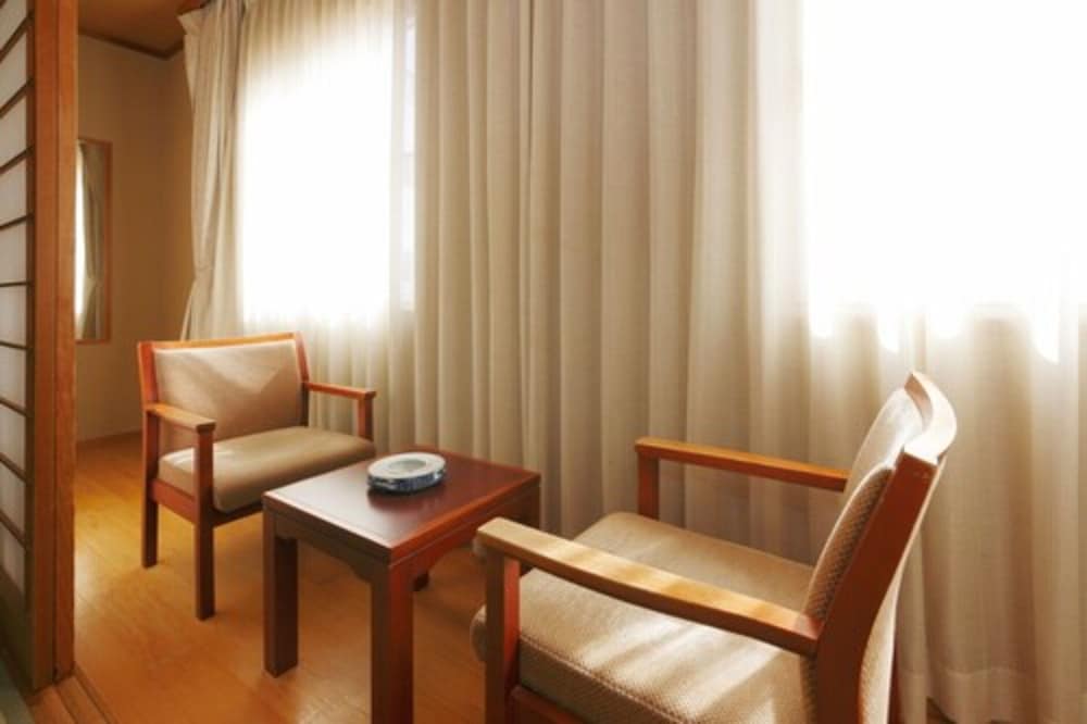 スタンダード和室 禁煙 客室2 | 坂出グランドホテル