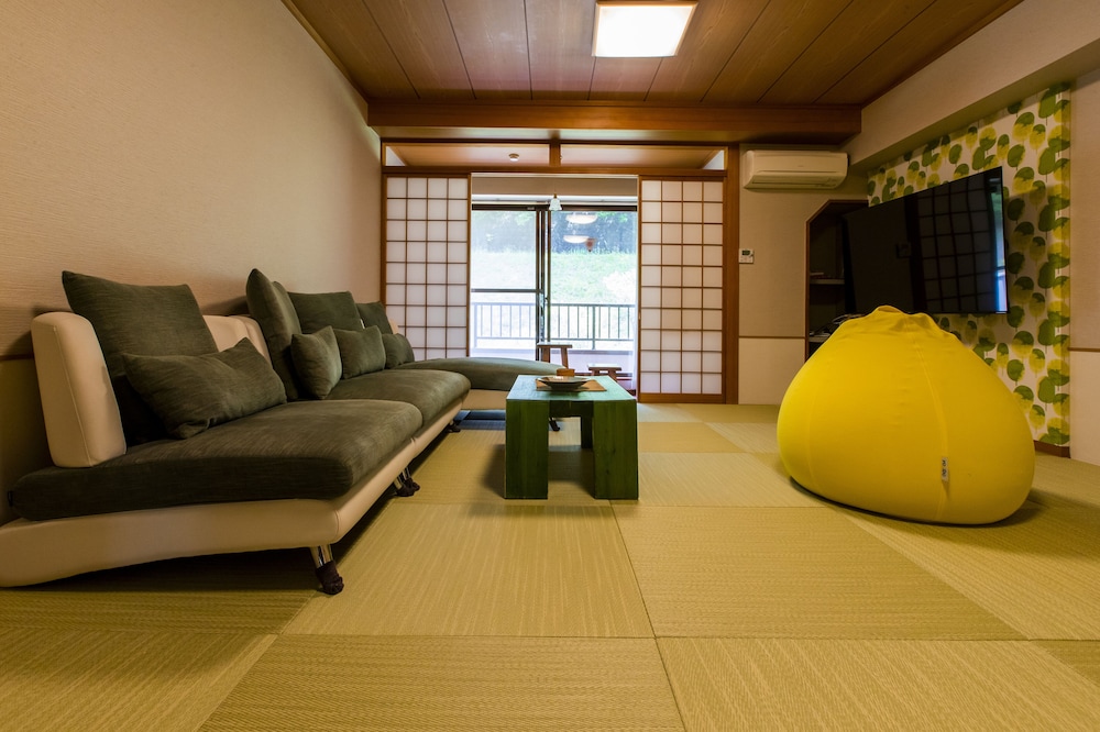 【2020年12月OPEN】新装和室15畳《抗菌仕様＋エアロピュア設置》 | 益子舘 里山リゾートホテル