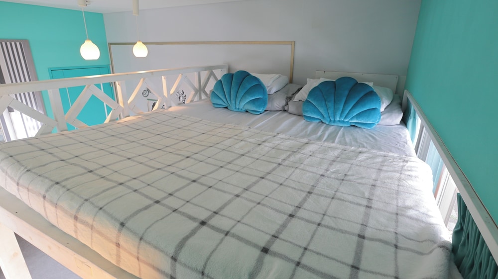 [ANNEX]全館女性専用 ロフトベッド (洋室・個室) 客室8 | 江の島ゲストハウス134