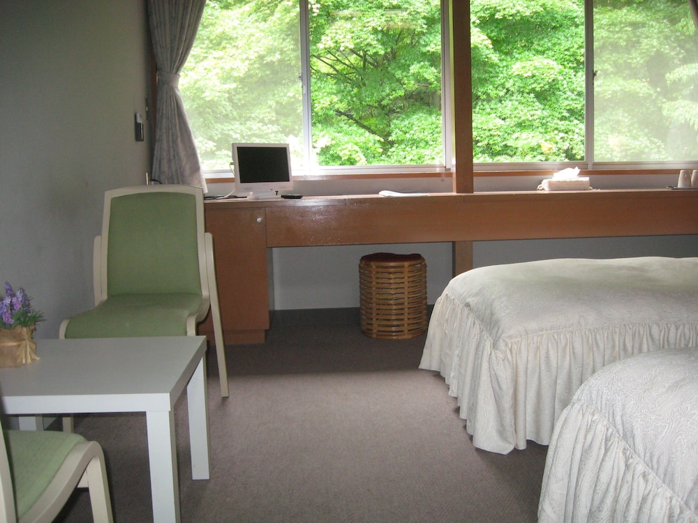 別館ツイン 客室4 | 軽井沢ノームの森