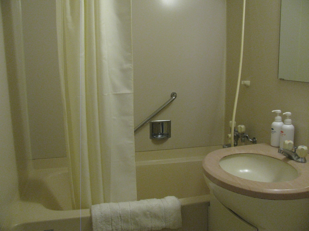 別館ツイン バスルームのシンク0 | 軽井沢ノームの森