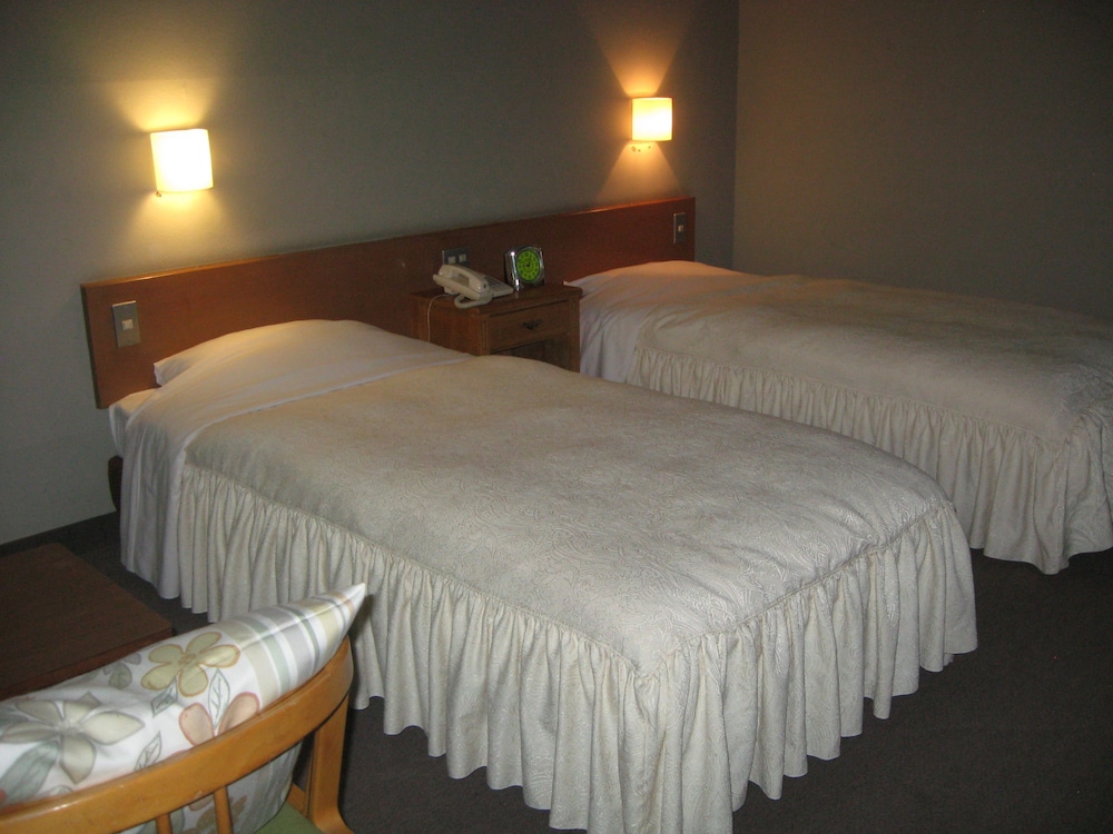 別館ツイン 客室3 | 軽井沢ノームの森