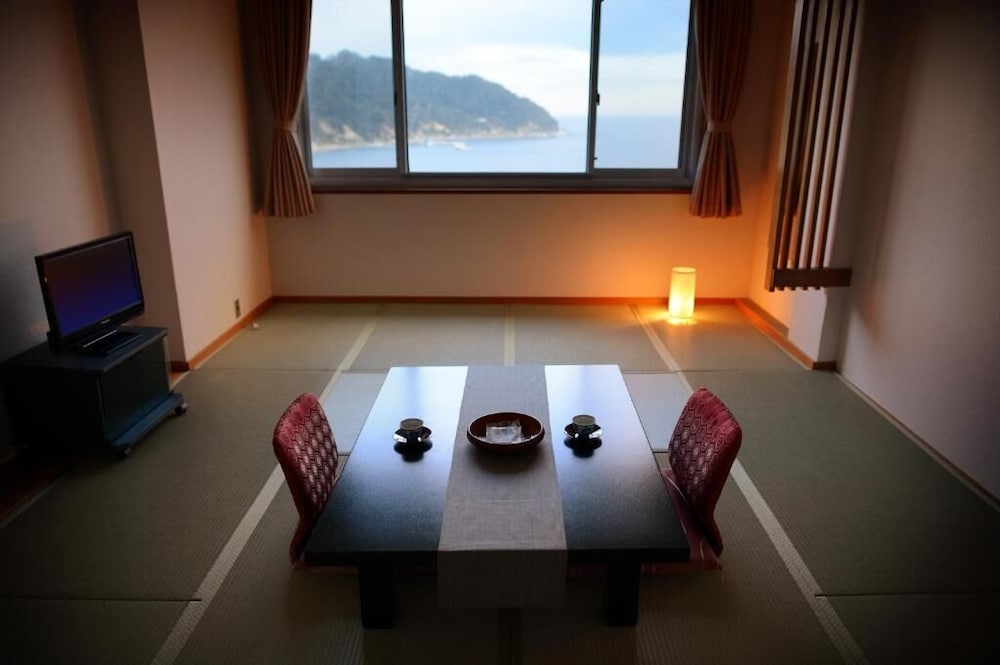 レストラン1 | 島周の宿 さか井 レストラン1 | 島周の宿 さか井