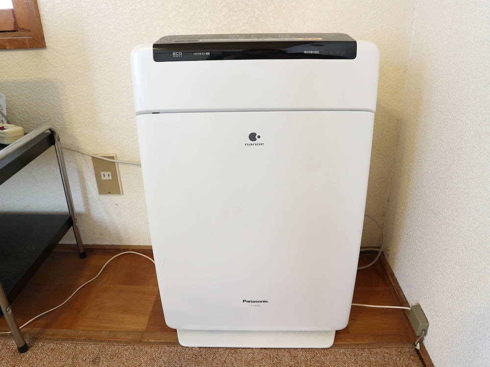 スタンダード ツインルーム 共用バスルーム 客室1 | オーバーグルグル