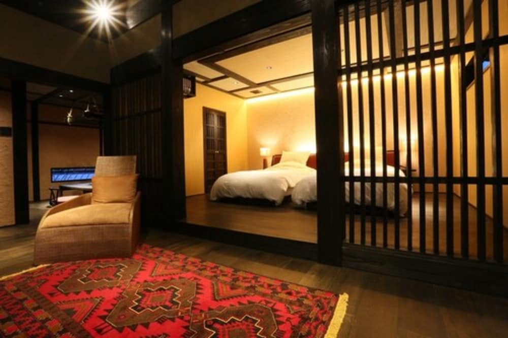 弓張（内風呂・露天風呂付 離れ） 客室1 | 月洸樹 黒川