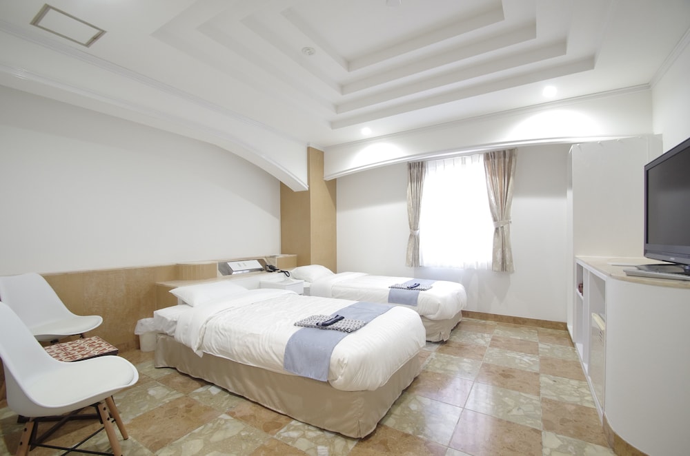 [Fully Flexible]デラックスツイン禁煙 | ホテル アイマーレ 横浜伊勢佐木町