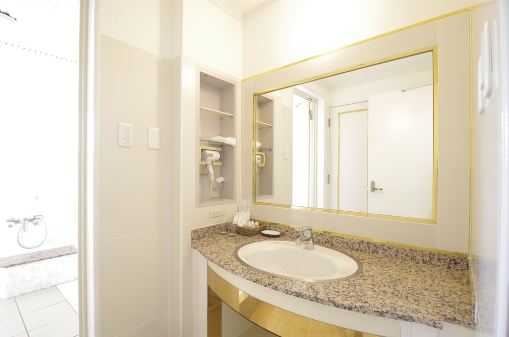 [Fully Flexible]デラックスキング禁煙 バスルーム0 | ホテル アイマーレ 横浜伊勢佐木町