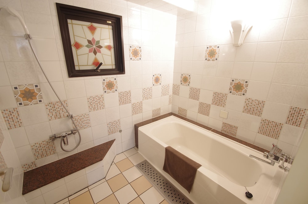 [Fully Flexible]デラックスキング禁煙 バスルーム3 | ホテル アイマーレ 横浜伊勢佐木町