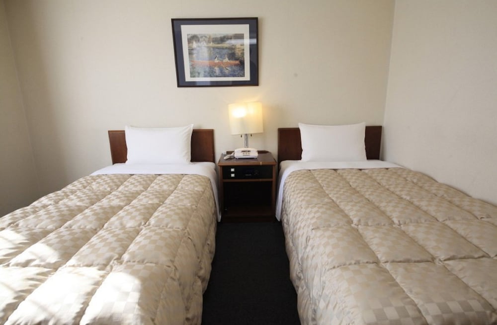 ツインルーム 喫煙可 客室1 | 新宿アーバンホテル