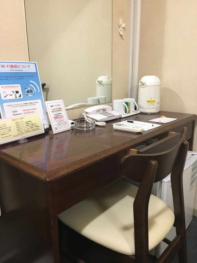 ファミリールーム(洗濯機付き) 客室2 | 新宿アーバンホテル
