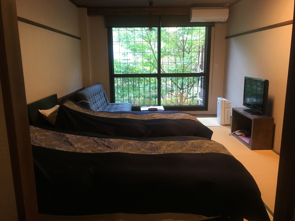 客室1 | くつろぎ宿 新滝