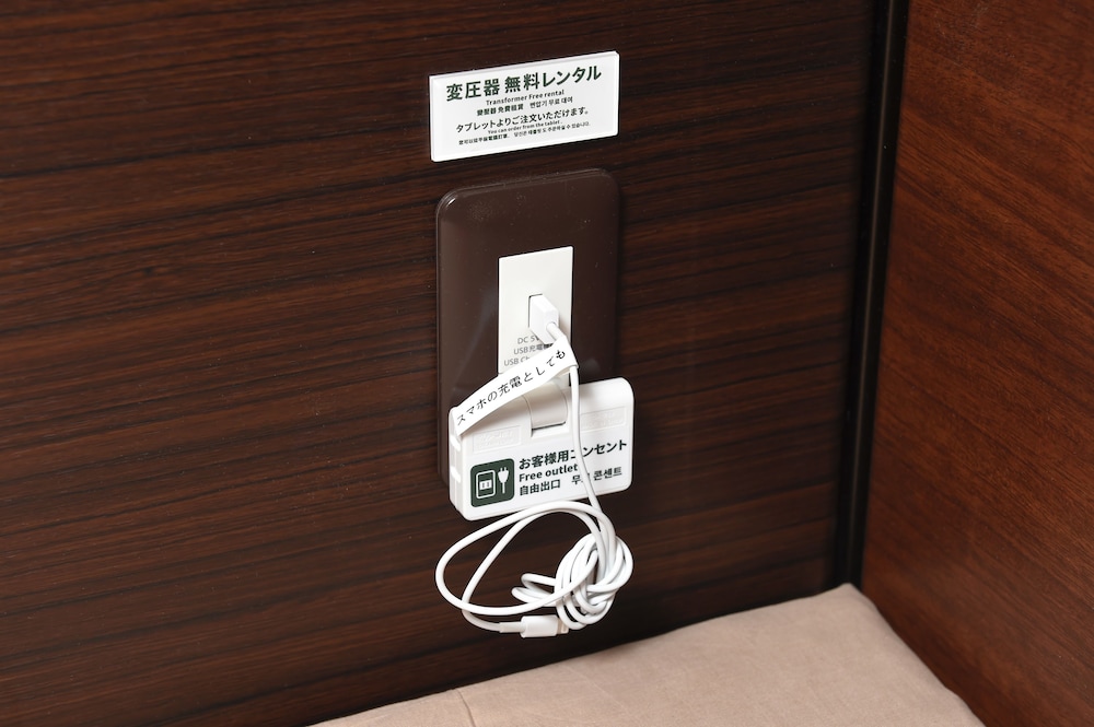 Capsule room women only for 2 person 客室の設備とサービス1 | 安心お宿 woman Tokyo 銀座汐留店 - 女性専用