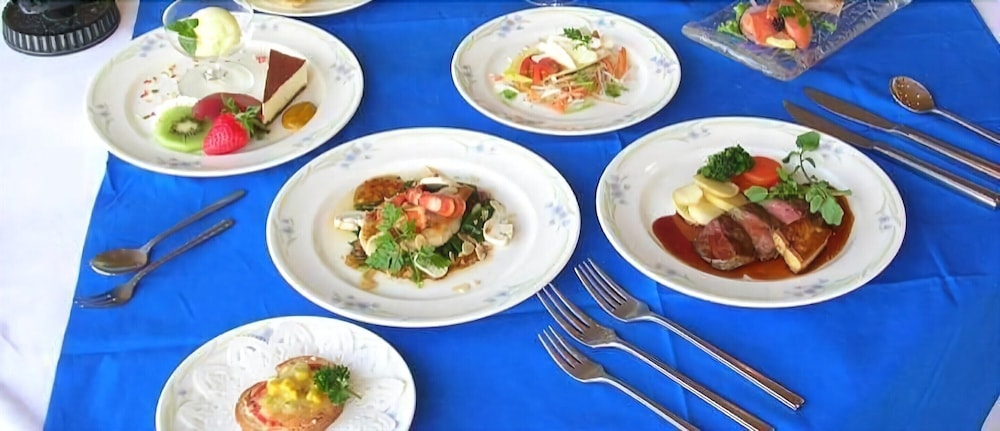 食事・飲み物1 | ホテル琵琶湖プラザ