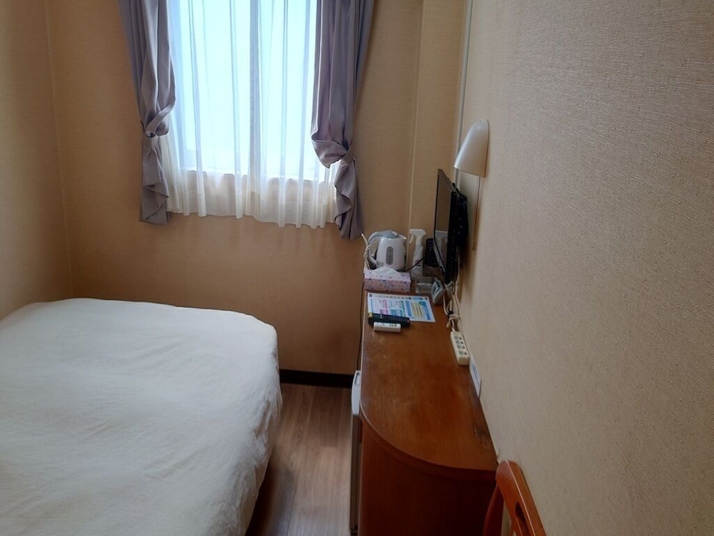 ベーシック ダブルルーム 禁煙 客室4 | ビジネスホテル五井ヒルズ