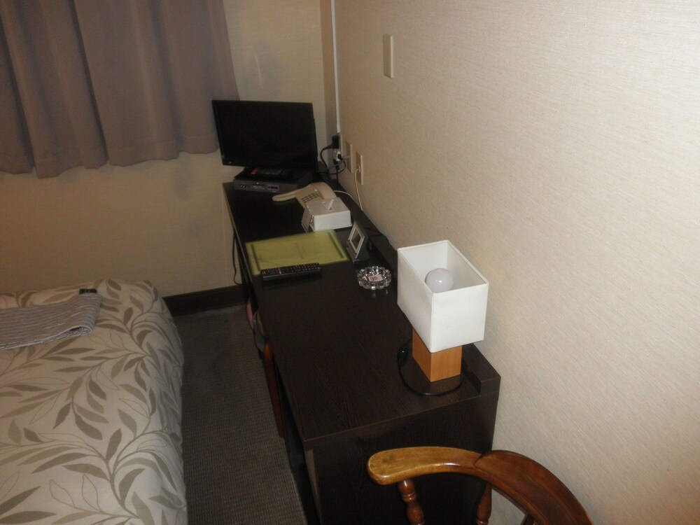 ベーシック ダブルルーム 喫煙可 客室1 | ビジネスホテル五井ヒルズ