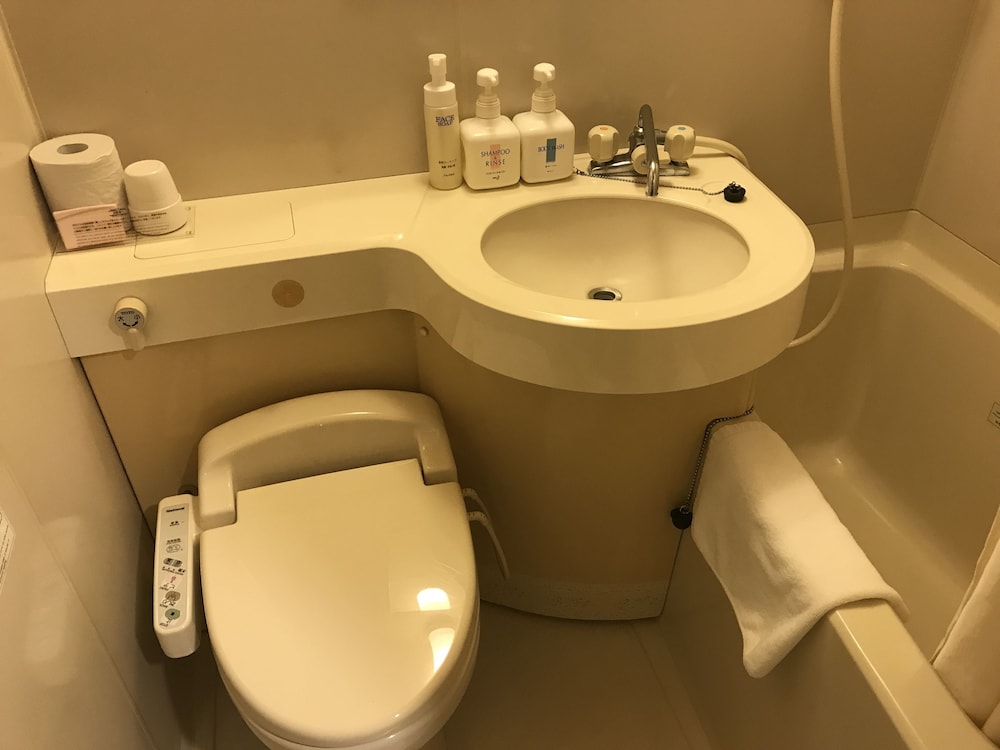 ベーシック ダブルルーム 禁煙 バスルーム2 | ビジネスホテル五井ヒルズ