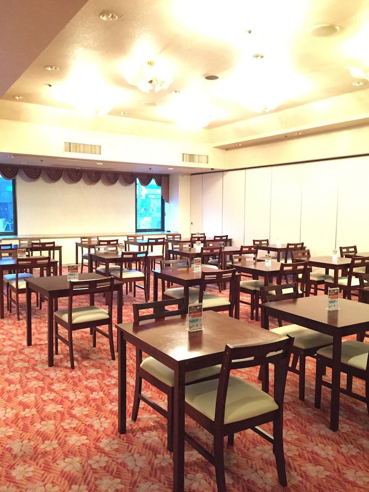 朝食スペース1 | ホテルクラウンヒルズ山形