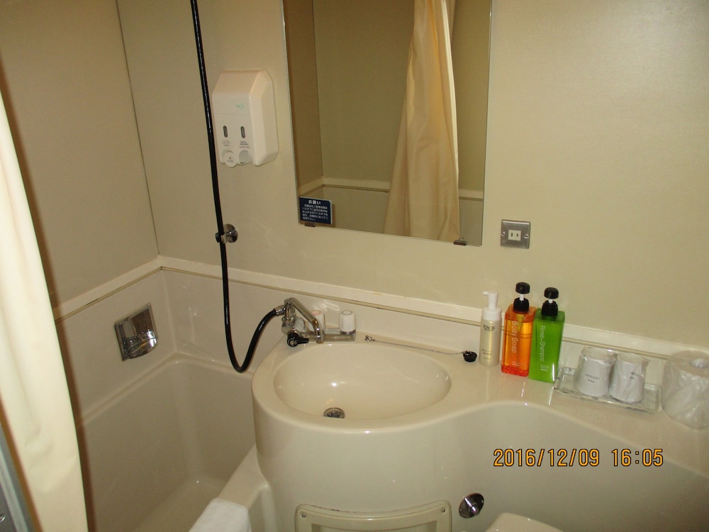 エコノミー ダブルルーム 喫煙可 バスルーム3 | ホテル福島ヒルズ