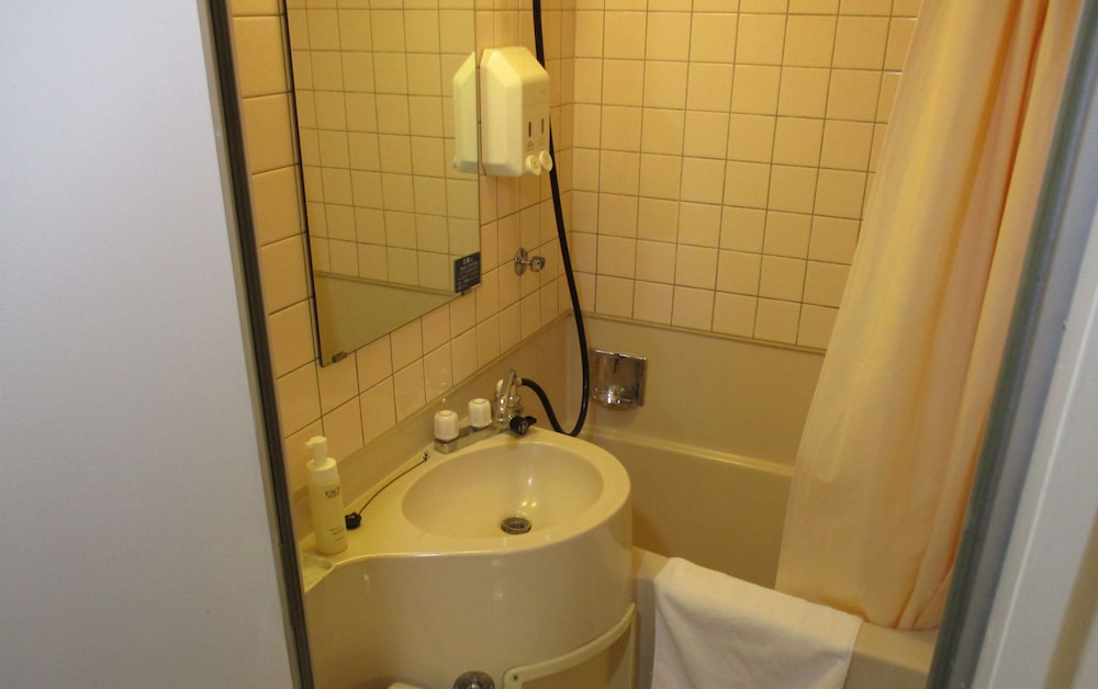 エコノミー ダブルルーム 喫煙可 バスルーム4 | ホテル福島ヒルズ