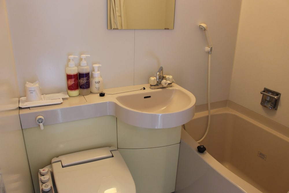 セミダブルルーム 喫煙可 バスルーム0 | ホテル東広島ヒルズ 西条店