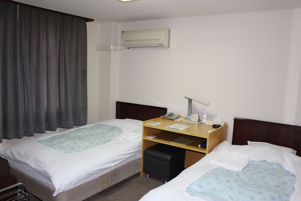 ツインルーム 喫煙可 (A) 客室1 | ホテル東広島ヒルズ 西条店