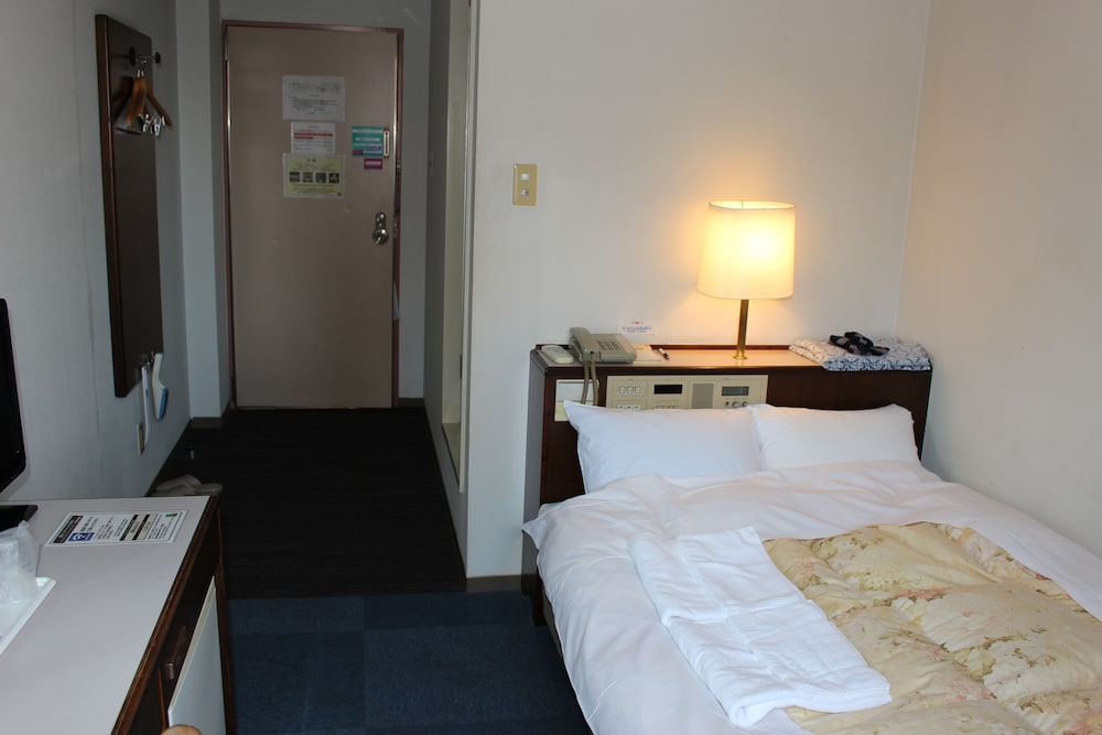 セミダブルルーム 禁煙 客室1 | ホテル東広島ヒルズ 西条店