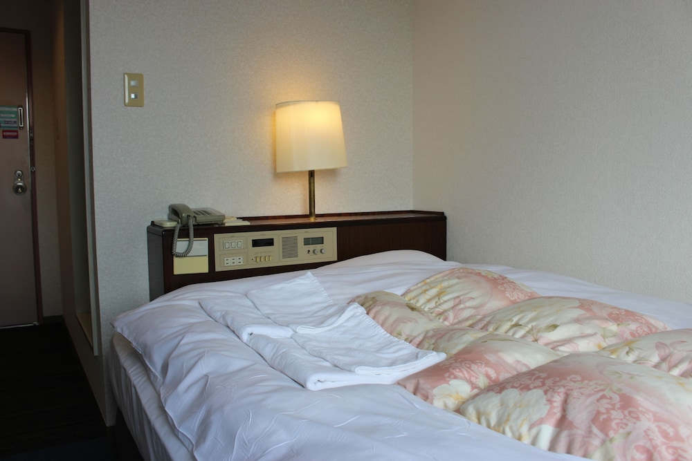 セミダブルルーム 禁煙 客室4 | ホテル東広島ヒルズ 西条店