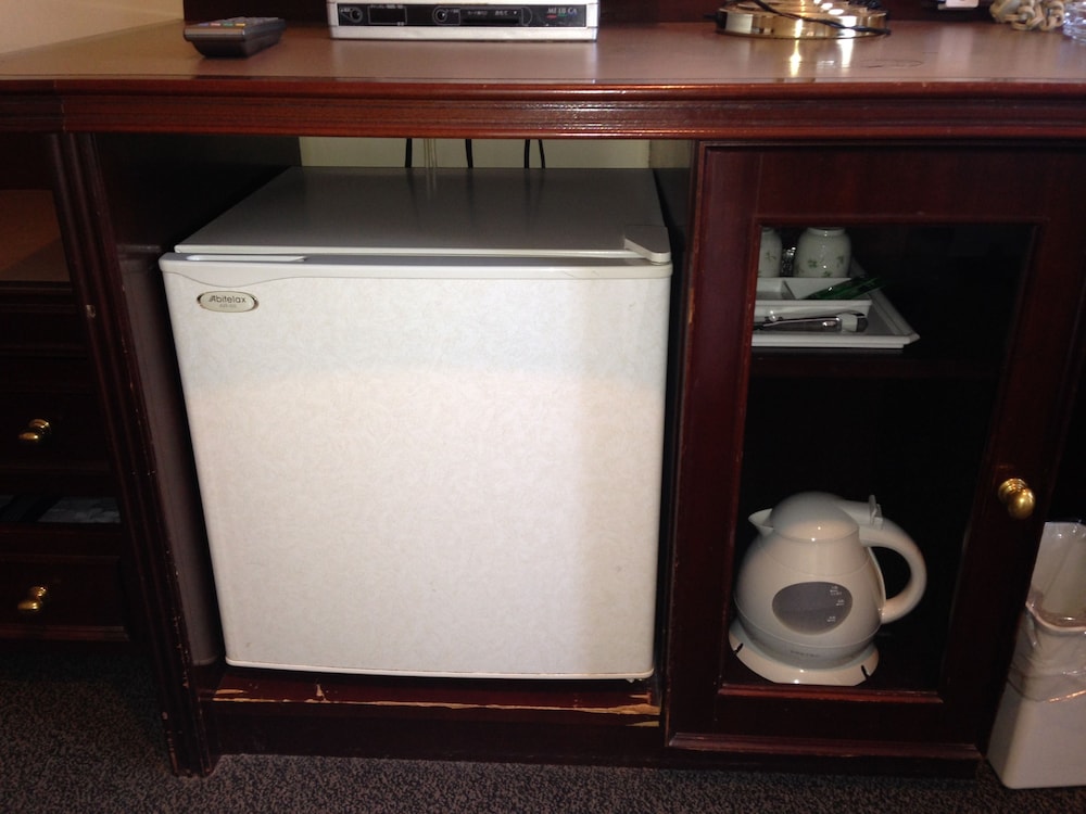 セミダブルルーム　禁煙 客室2 | クレストンホテル