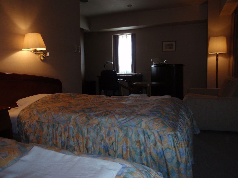 客室1 | ホテルクラウンヒルズ岡谷