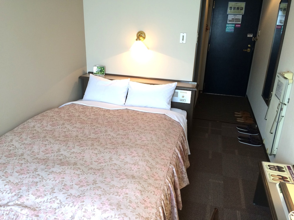 客室1 | ホテルクラウンヒルズ高岡 客室1 | ホテルクラウンヒルズ高岡