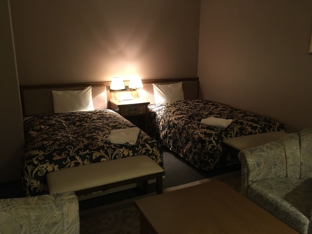 客室1 | ホテルクラウンヒルズ武生