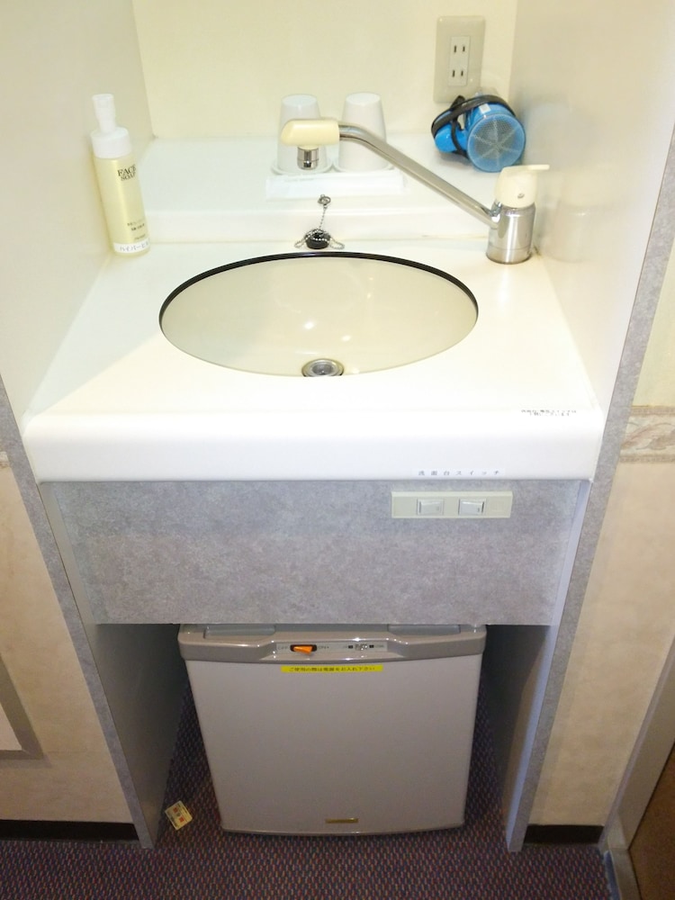 エコノミー ダブルルーム 禁煙 客室1 | ホテルハイパーヒルズ弘前