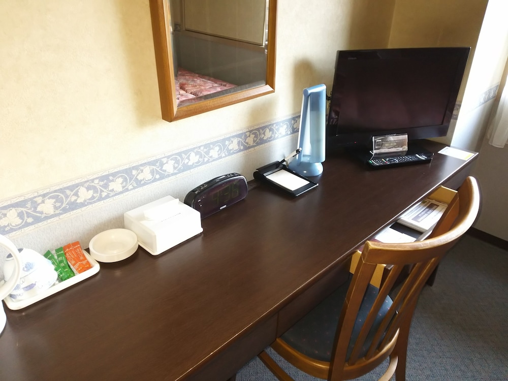 スタンダード ツインルーム 禁煙 客室2 | ホテルハイパーヒルズ弘前