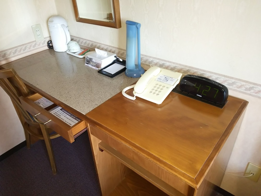エコノミー ダブルルーム 禁煙 客室2 | ホテルハイパーヒルズ弘前