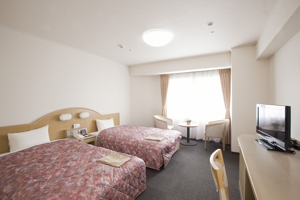 デラックス ツインルーム 禁煙 (Deluxe Twin Room, Non Smoking) 客室1 | オースタット国際ホテル多治見