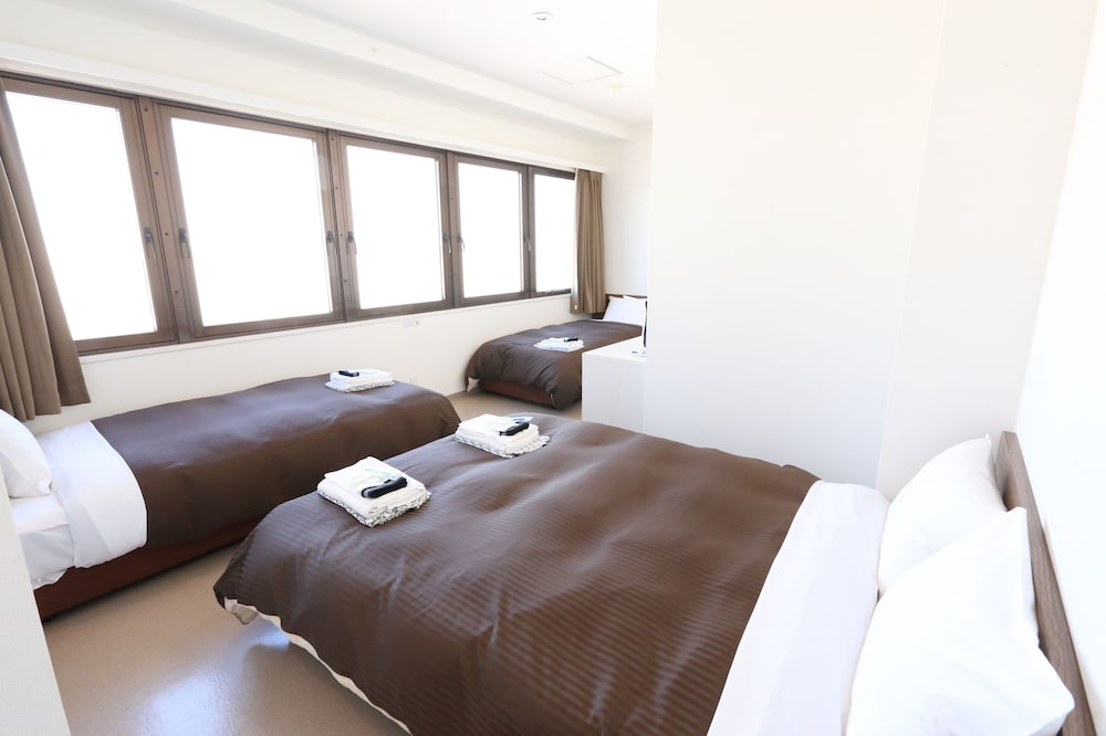 スタンダード 4 人部屋 禁煙 シティビュー | オークホテル江戸