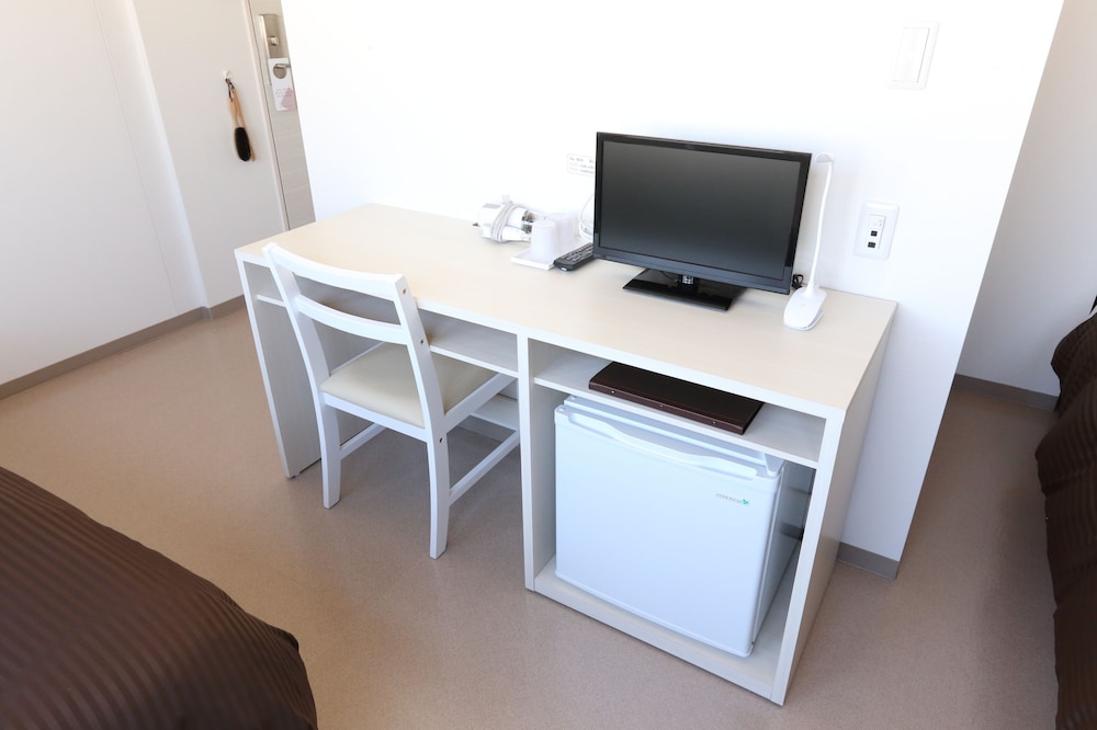 スタンダード 4 人部屋 禁煙 シティビュー 客室4 | オークホテル江戸