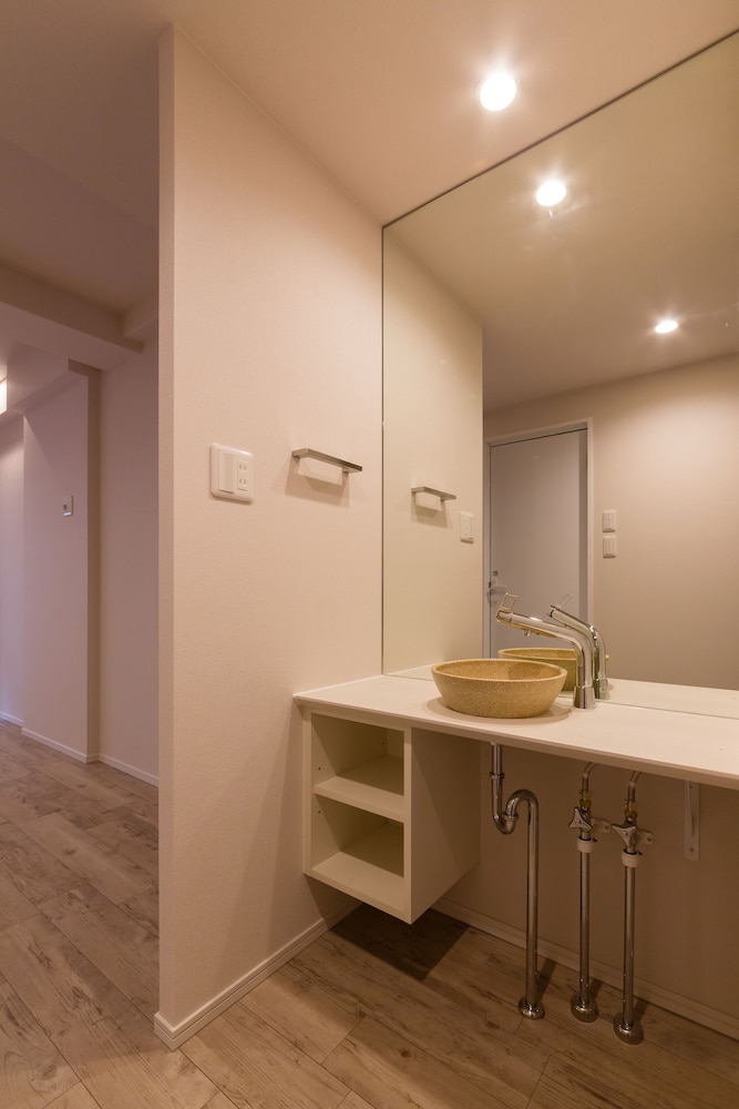 スーペリア ツインルーム 禁煙 客室の設備とサービス0 | SARASA HOTEL なんば