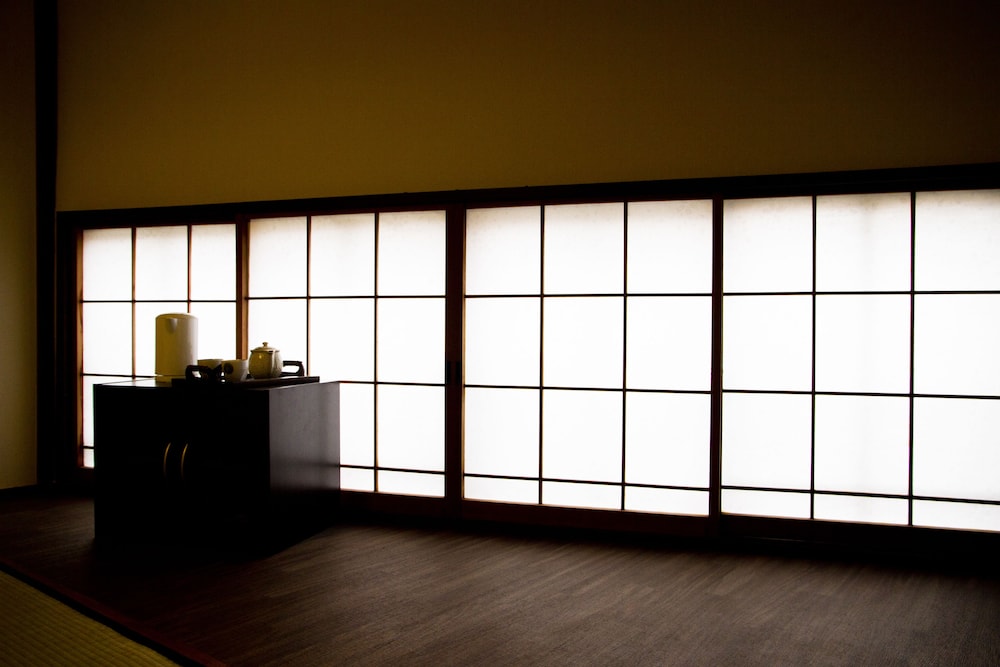 和室ファミリールーム バス共有 客室1 | ゲストハウス富士乃蔵 河口湖