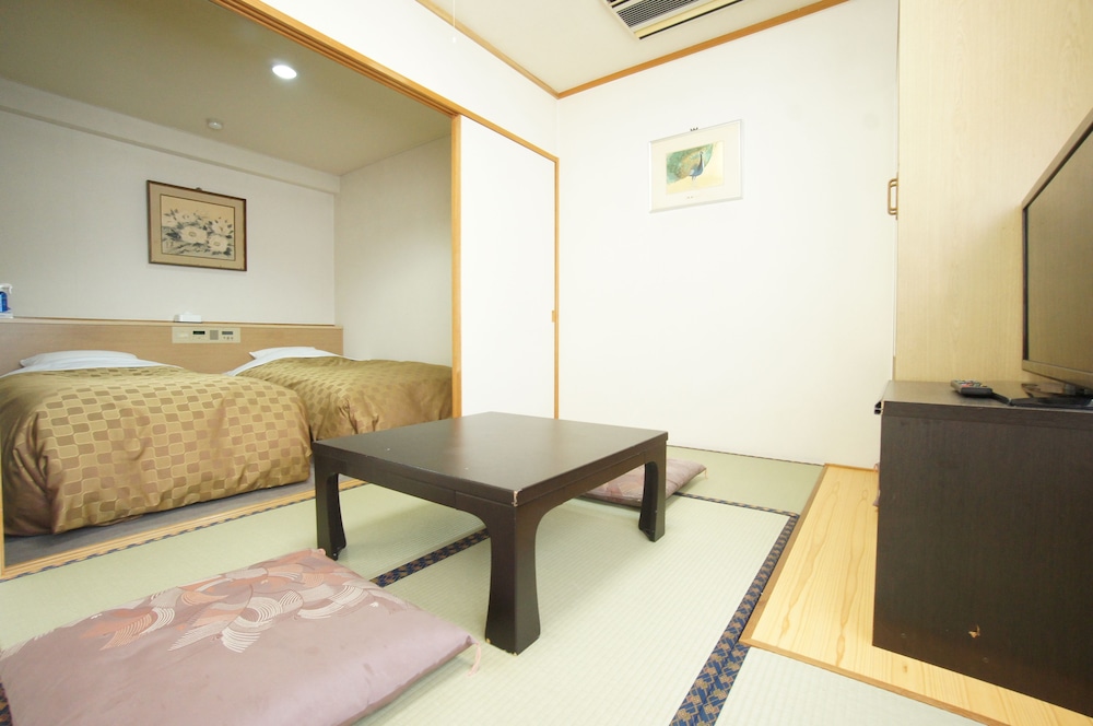 和洋室 喫煙可 客室1 | ホテルトレンド長野