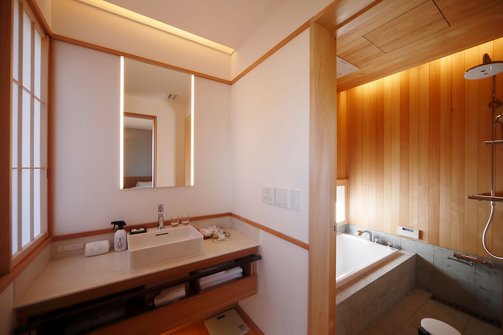 閑雲庵 バスルーム1 | 町家 葵 KYOTO STAY 葵ホテル 南禅寺別邸