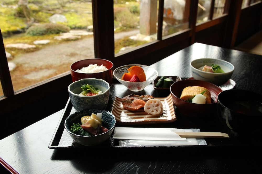 朝食1 | 町家 葵 KYOTO STAY 葵ホテル 南禅寺別邸