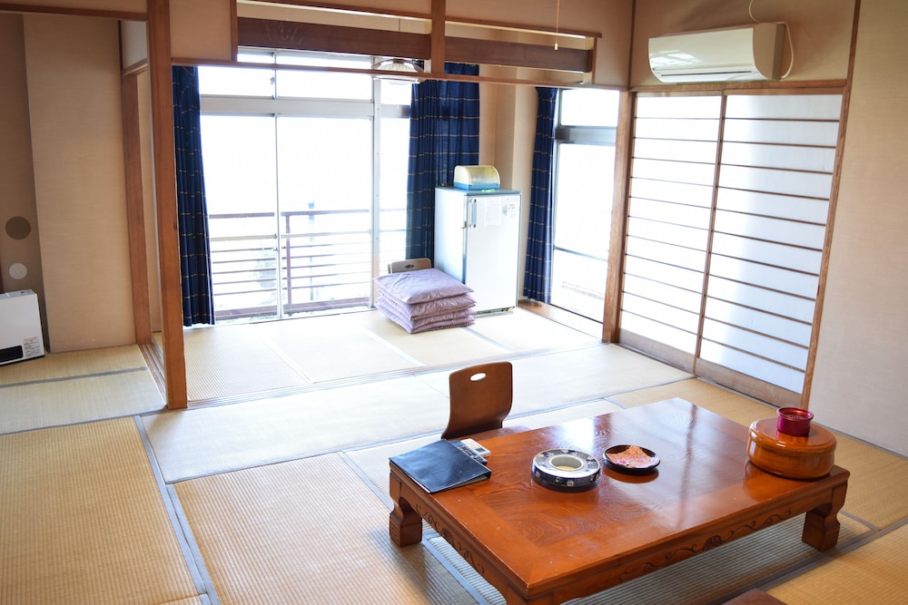 和室 バスなし 喫煙 客室4 | 旅館ふくぜん
