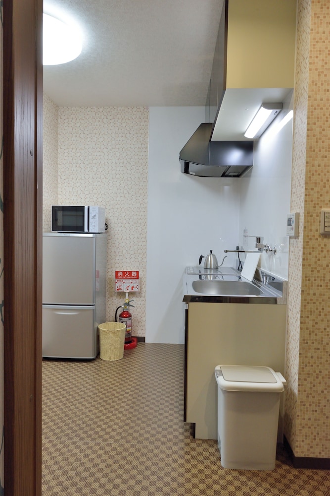 六波羅Inn 2F 専用キッチン1 | 六波羅 Inn