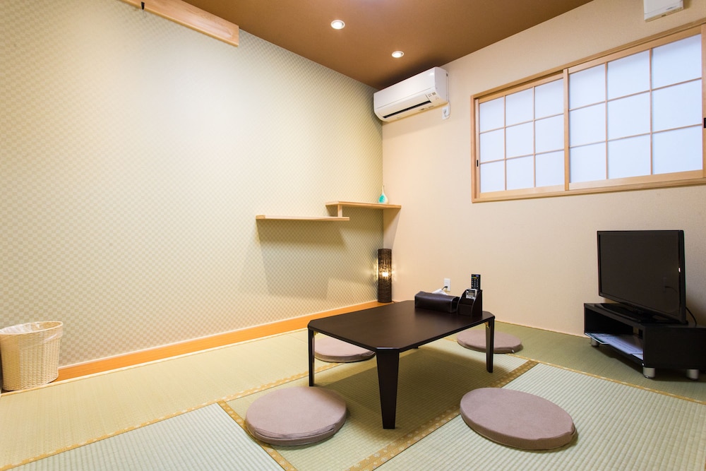 六波羅Inn 2F | 六波羅 Inn