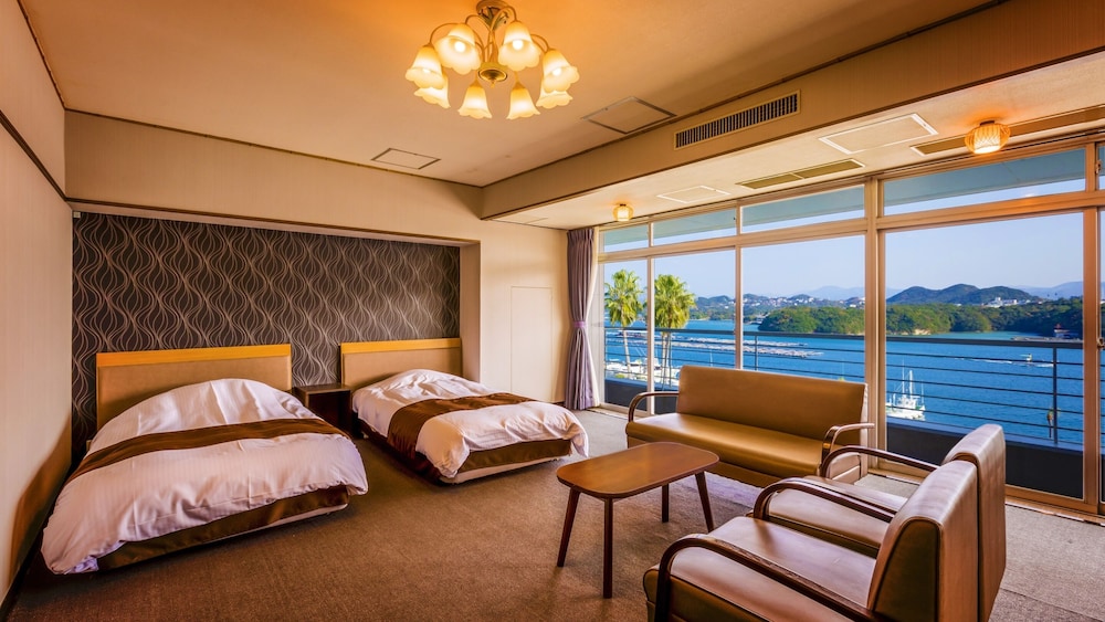 [禁煙] スーペリア和洋室ツイン 内風呂あり | 大江戸温泉物語Premium 白浜彩朝楽