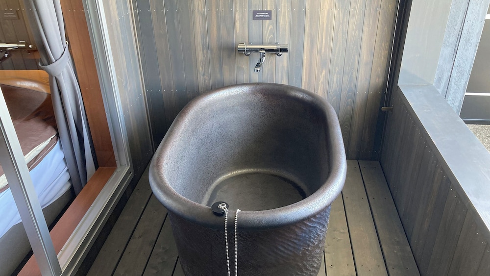 Standard Twin Room with Open-Air Bath and Indoor Bath, Non-Smoking 客室2 | 大江戸温泉物語Premium 白浜彩朝楽