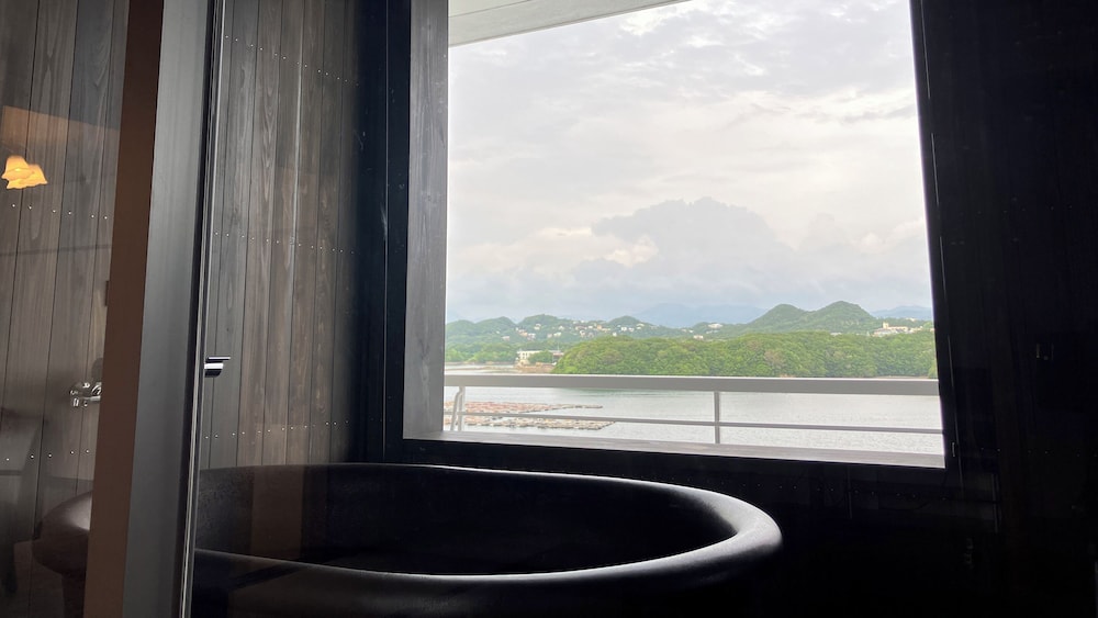 Superior Twin Room with Japanese-Western Style and Indoor Bath, Non-Smoking 客室2 | 大江戸温泉物語Premium 白浜彩朝楽