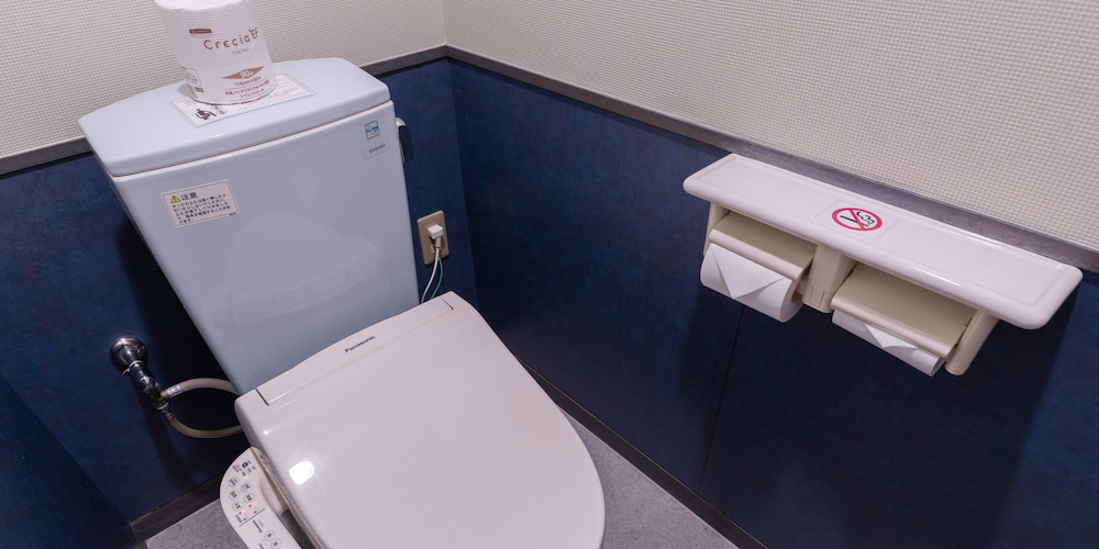 シアタークイーンルーム(禁煙) バスルーム1 | ホテルサンセットテラス